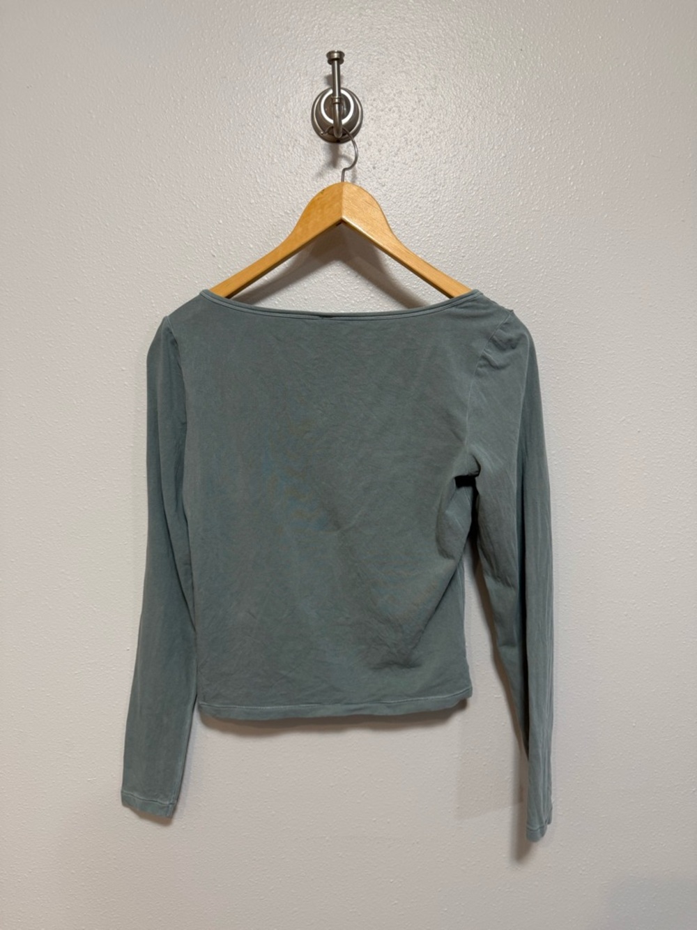 Skims Green Long Sleeve Scoop Neck Size Large - Picture 3 of 3
